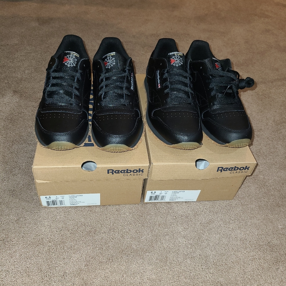 Reebok Classics Bubblegum sole 6.5 Youth